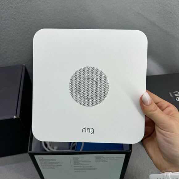 Ring Security System Bundle Motion Detector Solar Panel Install Acessories + Mor - Picture 8 of 15